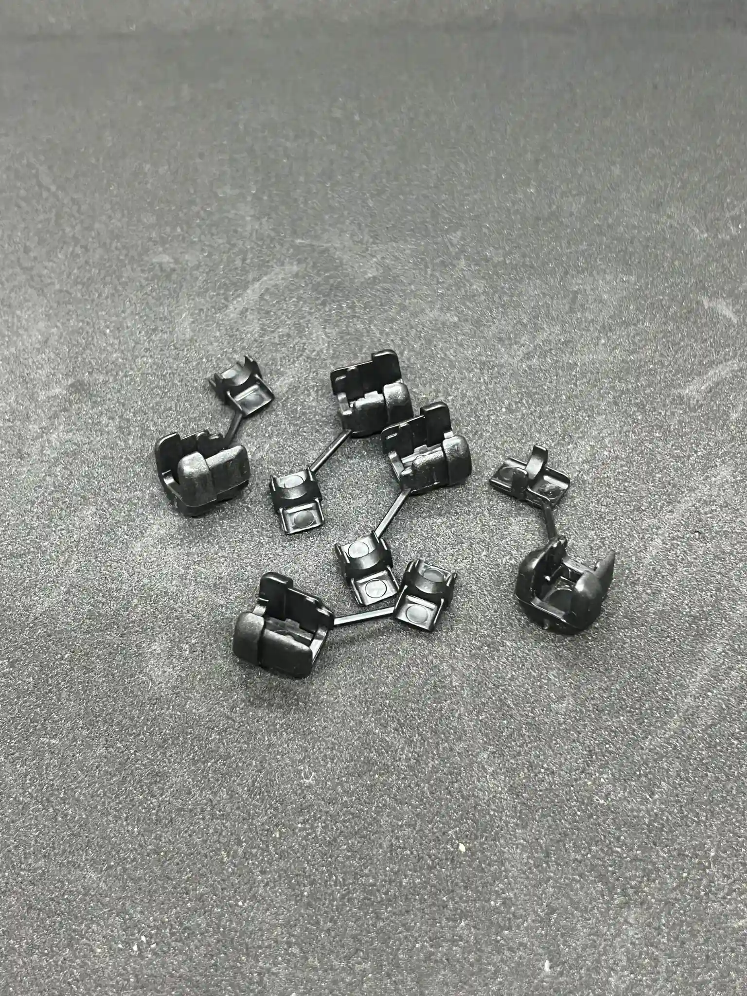 KABLO GEÇİŞ ENGELLEYİCİ